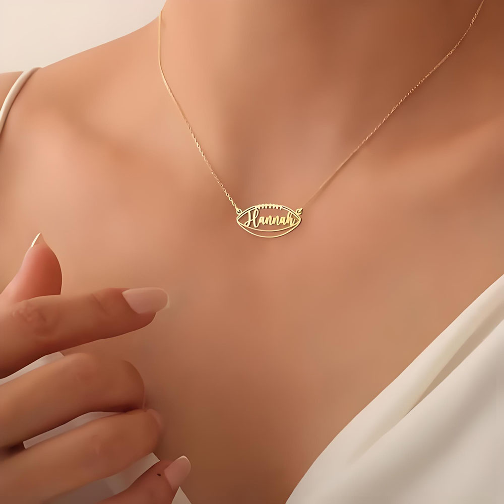 Collier pendentif football per - Party Games Name avis et prix